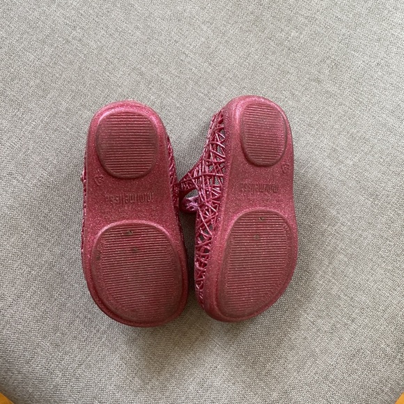 Mini Melissa + campana Mary Janes, size 6 toddler - Picture 2 of 3